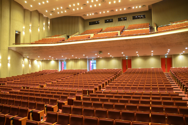駒沢キャンパス　記念講堂