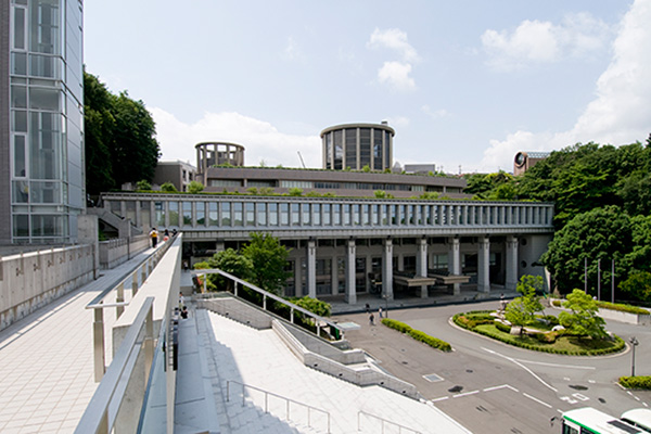 生田キャンパス（神奈川県川崎市）