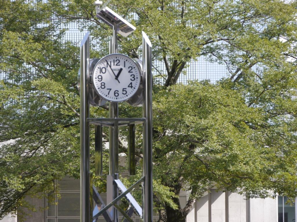 キャンパス中央にある時計台