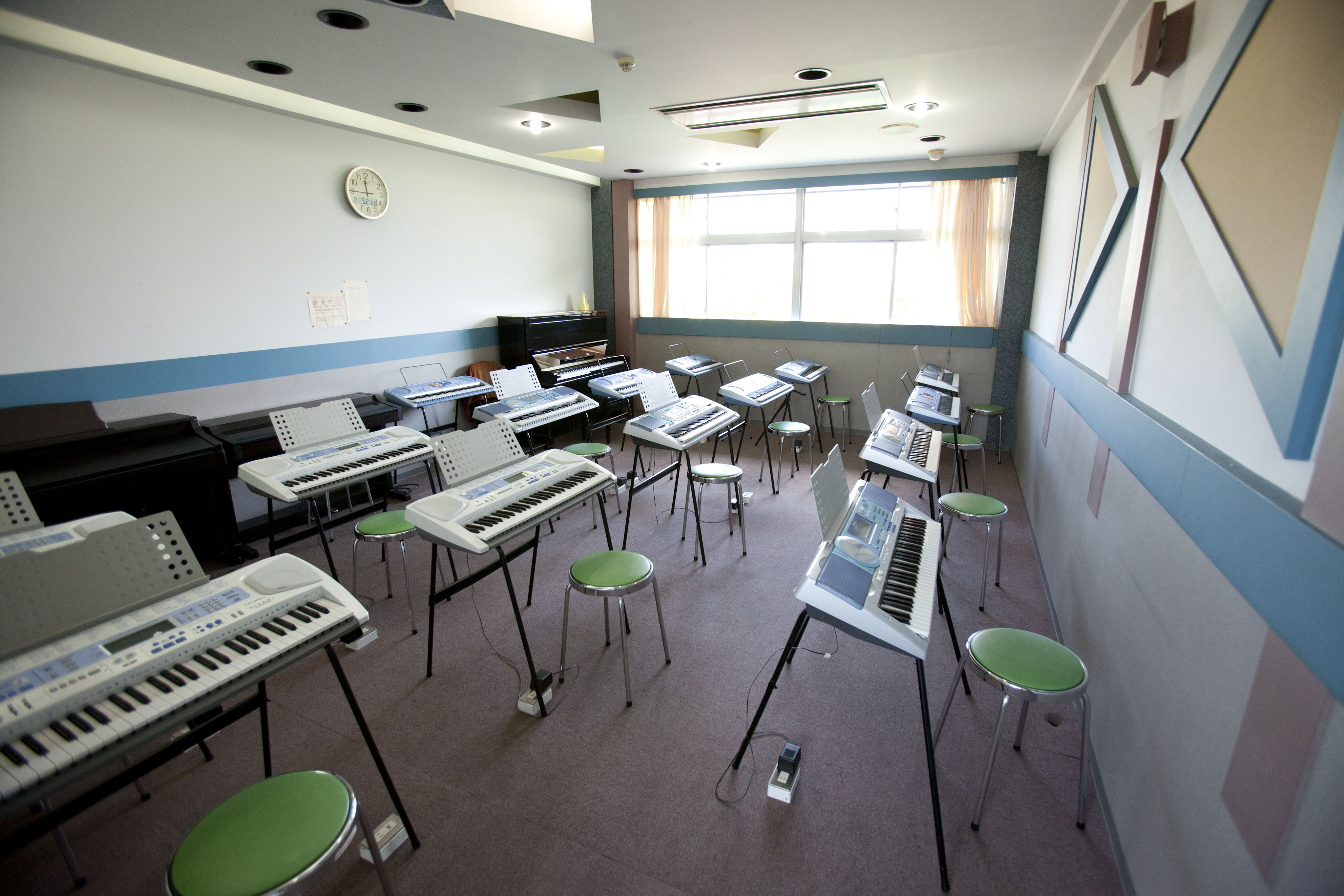 ピアノ練習室2
