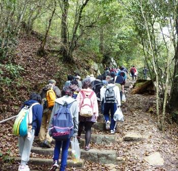学部生の松山城登山に参加できます！
